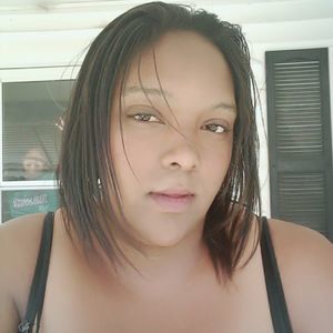 Meet your Posher, Latoya